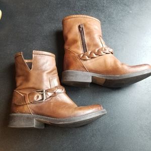 Steve madden leather boots